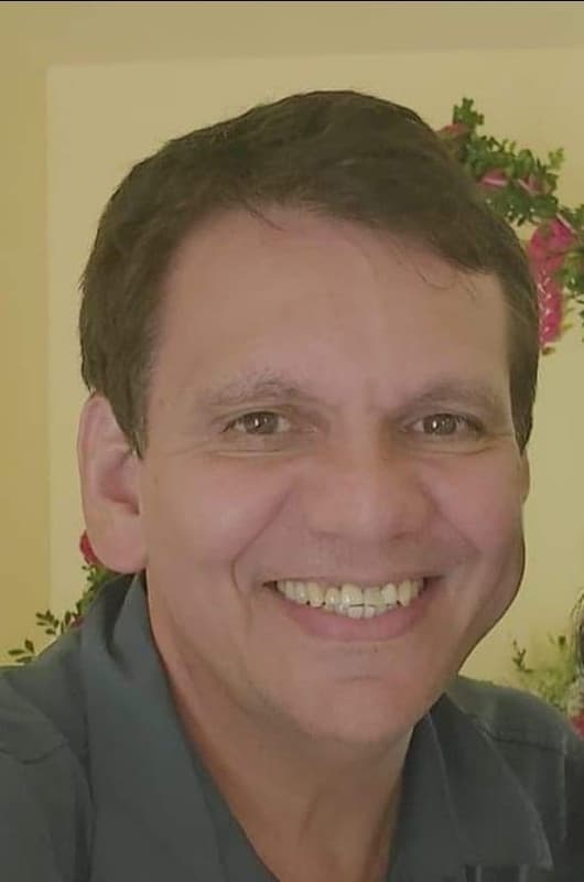 VELHAS EMOÇÕES